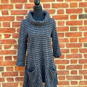 Gray & black cowl neck tunic sweater.
